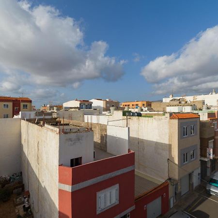 La Isla Apartment Vecindario  Ngoại thất bức ảnh