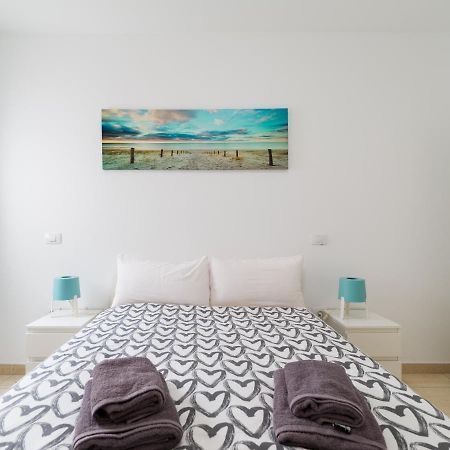 La Isla Apartment Vecindario  Ngoại thất bức ảnh